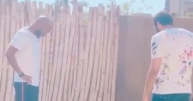 شاهد.. شيكابالا وجنش فى وصلة لعب مع أبناء حارس الزمالك