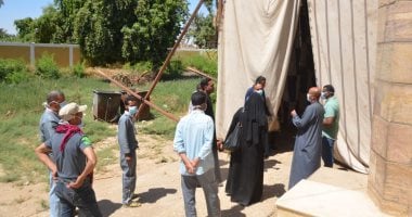 صور.. تجهيز فراشة وكمامات ومياه بمستشفى صدر إسنا لخدمة الحالات خلال فحصهم