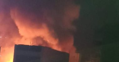قارئة تشارك بصور لحريق هائل وتصاعد ادخنة كثيفة من منطقه الزرايب بعزبه النخل