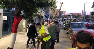 حملات مسائية لرفع الإشغالات ومتابعة غلق المحلات أوقات الحظر بالدقى