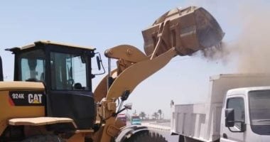 صور.. إزالة 85 حالة إشغالات وغلق وتشميع 3 محلات مخالفة بمركز ببا بنى سويف