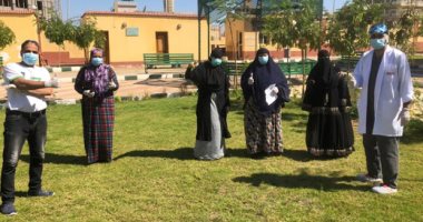 تعافى 10 حالات جديدة من فيروس كورونا وخروجها من العزل ببنى سويف