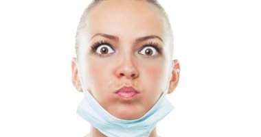 هل يجب أن تحبس أنفاسك اذا اقترب منك أحد الأشخاص للوقاية من كورونا؟