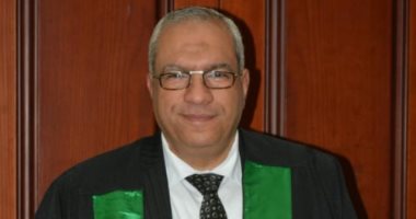 مدير مركز جامعة القاهرة للتعليم المدمج: امتحانات الفصل الدراسى الجارى بحث أو اختبار الكترونى.. الدكتور جمال عبد العزيز: خدمات التسجيل لم تقف بسبب كورونا.. التعليم المدمج يسهم فى زيادة رقعة التعلم