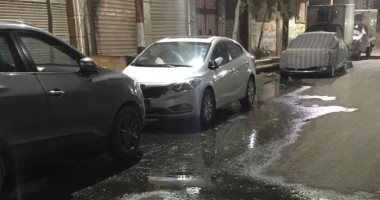 اضبط مخالفة.. انسداد بلوعات الصرف بشارع محمد فريد بزفتى بعد رصفه بأيام