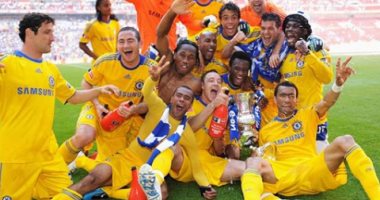 زي النهارده .. تشيلسى يتوج بكأس انجلترا ويعوض خيبات موسم انيستا الشهير