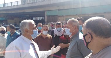 حملات مكبرة بالقليوبية لمتابعة التزام المواطنين والسائقين بارتداء الكمامات..صور