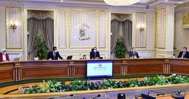 صور.. رئيس الوزراء يرأس إجتماع المجموعة الطبية لمواجهة فيروس كورونا 