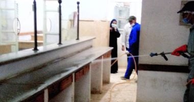 حملات تطهير وتعقيم مكثفة للمنشآت ولشوارع المدينة والمركز للوقاية من كورونا 