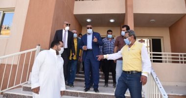 إجراء قرعة لتسليم أهالى الطابية بمطروح وحدات سكنية للقضاء على العشوائيات