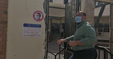 صور ..المصالح الحكومية بالبحر الأحمر تطبق قرار عدم الدخول إلا بارتداء الكمامة
