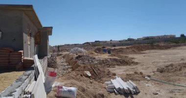 صور .. إزالة التعديات على أراضى الدولة ببرج العرب غرب الإسكندرية