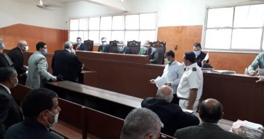 صور.. أول يوم عمل بمحكمة الجنايات بكفر الشيخ والالتزام بالوقايات الشخصية