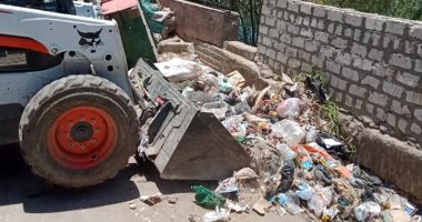 رفع 28 طن قمامة بقرى مركز سوهاج وتنفيذ إزالات لتعدىات على الأراضى الزراعية 