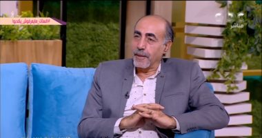 فيديو.. "عم سامح" بـ"100 وش": كنت موظفا بالأوبرا وتعرفت على زوجتى هناك