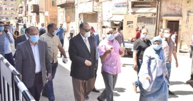 محافظ أسيوط يتفقد أعمال نظافة وتجميل شوارع حى غرب وتشغيل المعدات الجديدة 
