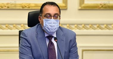 رئيس الوزراء يناقش خطة استئناف حركة السياحة الخارجية والطيران ويُكلف بعرض الخطة على اللجنة العليا لإدارة أزمة فيروس كورونا المستجد.. والسياحة: الانتهاء من تصوير فيلم دعائى بعنوان "سائح في مصر"