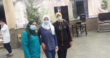 صور.. الفوج الخامس من أطباء وتمريض يتسلمون عملهم بالحجر الصحى بكفر الزيات