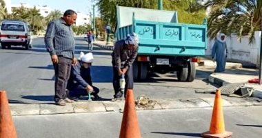 طرق الوادى الجديد: تركيب مطبات صناعية للحد من الحوادث بالمحافظة