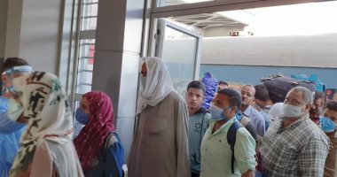 محافظ مطروح يوجه بأعمال الكشف والرصد الحرارى للقادمين والعائدين إلى المحافظة