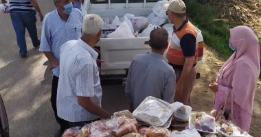 صور.. المنوفية تطلق مبادرة بالتعاون مع تجار الجملة لتوزيع وجبات على أسر العزل المنزلى