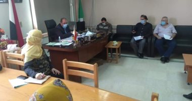 التأمين الصحى بالشرقية: اجتماع لمديرى الفروع لوضع ضوابط تحصيل طوابع الطلاب الجدد
