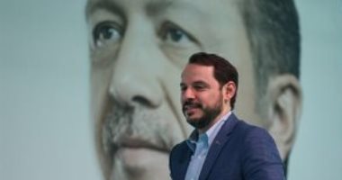 أردوغان يقلب الحكومة التركية ويرفع شعار الأهل والعشيرة ويستقدم صهره فى تعديل وزارى مرتقب كنائب للرئيس.. وزوج "البكرية" يثير غضب الشعب اللاجئ داخل حدوده لفساده وعلاقاته المشبوهة