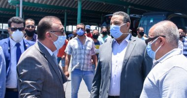 محافظ الإسكندرية يقرر فتح تحقيق فورى حول المخالفات بالموقف الجديد