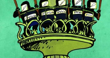 كاريكاتير صحيفة إماراتية,. الشرطة تعتلى تمثال الحرية الأمريكى