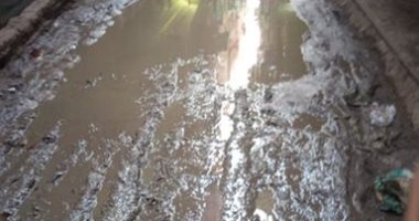 سيبها علينا.. قارىء يشتكى من غرق شارع امتداد منصور غنام بمنطقة بشتيل بالجيزة