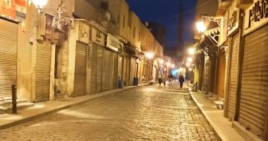 ننشر صور جديدة لأعمال تطوير ورفع كفاءة إضاءة شارع المعز×15 صورة