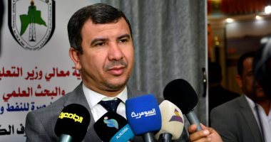 العراق يسعى لتسريع مجمع للبتروكيماويات لتنويع مصادر الدخل