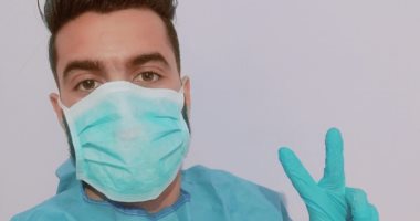 الجيش الأبيض.."ماهر" مهندس أجهزة طبية بمستشفى أبو قير فى مواجهة كورونا