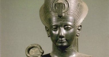 وضع تمثال آخر لـ رمسيس الثانى فى فناء المتحف الكبير.. ما حكاية الملك؟