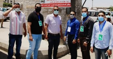 صور .. جولات توعية لشباب مبادرة " إرادة شعب الشرقية" بمدينة العاشر من رمضان
