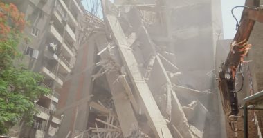 محافظ الجيزة: إزالة 16 عقار مخالف بالمدن والأحياء واسترداد 130 فدان بالواحات