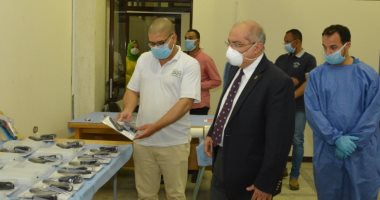 رئيس جامعة أسيوط : لدينا مخزون آمن من المواد الخام المستخدمة في إنتاج الكمامات