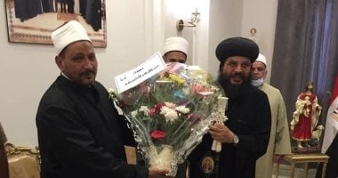وفد أزهرى بالبحر الأحمر يهنئ أسقف المحافظة بمرور عام على تنصيبه.. صور 