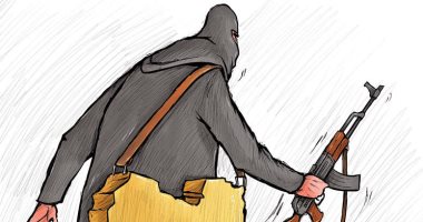 كاريكاتير صحيفة كويتية: المرتزقة يحاولون خطف ليبيا للفوضى 