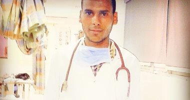 الجيش الأبيض.. "أحمد مصطفى" ممرض على خط مواجهة كورونا بمستشفى أسوان الجامعى