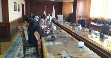  وزير الرى يفتتح المرحلة الثانية من "سحارة سرابيوم" بالفيديو كونفرانس