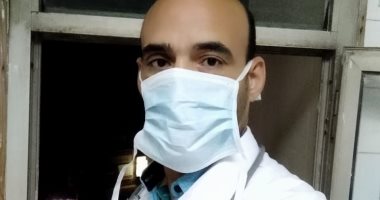 الجيش الأبيض.." ياسين" ممرض بمستشفى شبين الكوم فى مواجهة كورونا