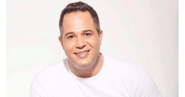الفنان مصطفى درويش: الحمد الله تعافيت من كورونا بعدما كنت بموت