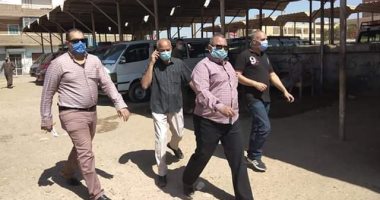 إحالة مدير المواقف بأبوقرقاص بالمنيا للتحقيق لعدم التزام السائقين بالكمامة
