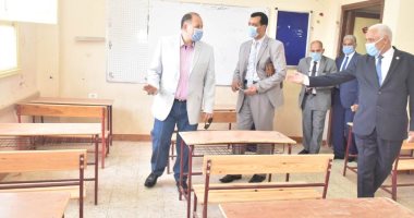 محافظ أسيوط يتفقد مقرات لجان امتحانات الثانوية العامة ومقر كنترول " أ ".. صور