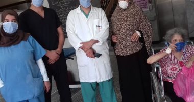 خروج 23 متعافى من فيروس كورونا من مستشفىى العزل بالدقهلية.. صور