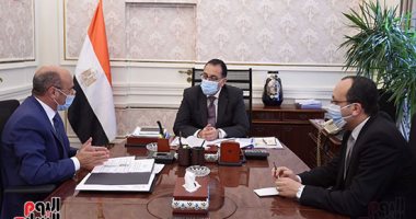 رئيس الوزراء يتابع مع وزير العدل قضايا التحكيم و الإجراءات الاحترازية بالمحاكم 