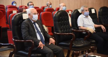 محافظ بورسعيد: تطبيق نظام الإضاءة الذكية بكافة الأحياء .. صور