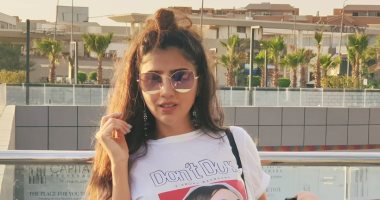 مي عمر عن صورة قديمة لها قبل كورونا: بفتكر إزاي كانت بنتي بتلعب من غير خوف