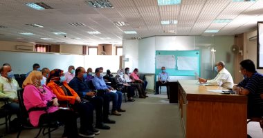 تعليم بورسعيد توفر بوابات تعقيم وكمامات للطلاب بلجان الثانوية العامة